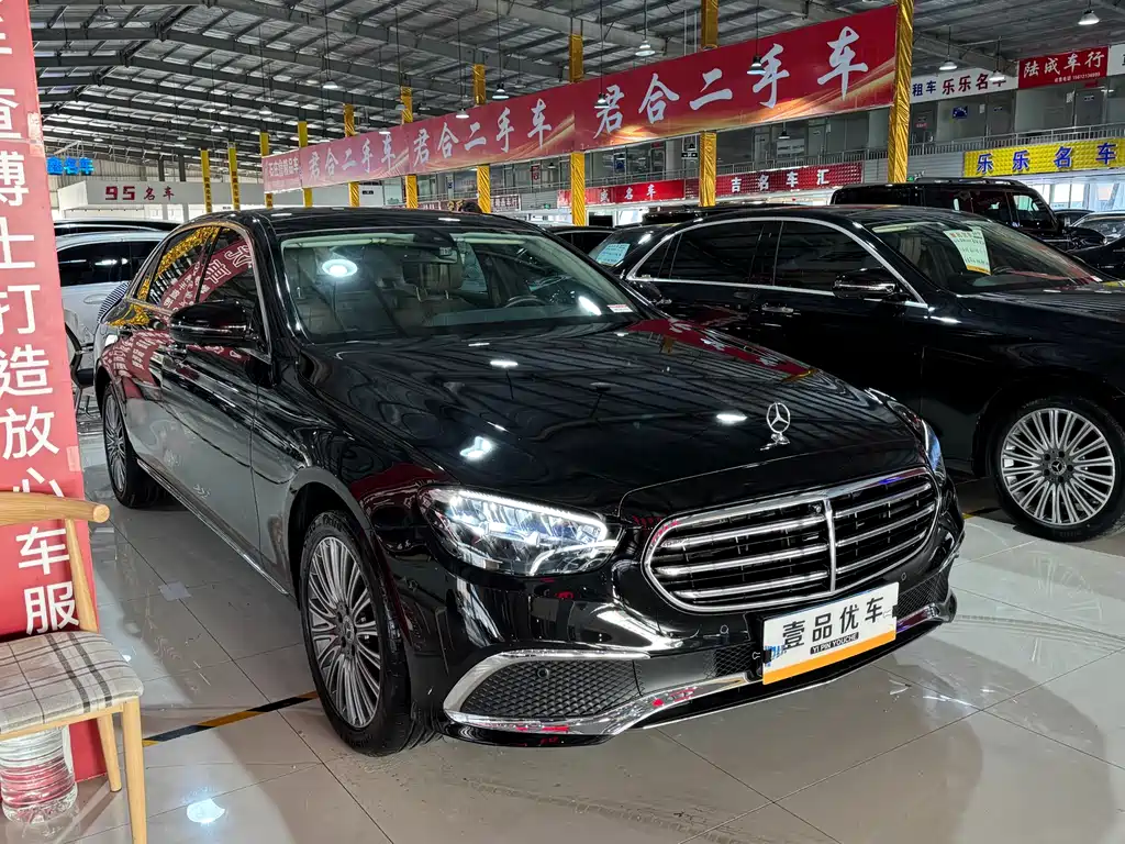 Mercedes-Benz E-Class 2023 — фото 3