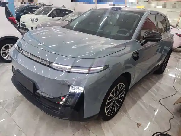 Leapmotor B10 2025