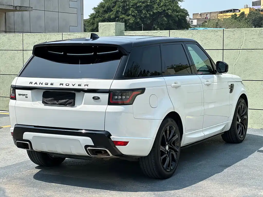 Land Rover Sport 2020 — фото 9