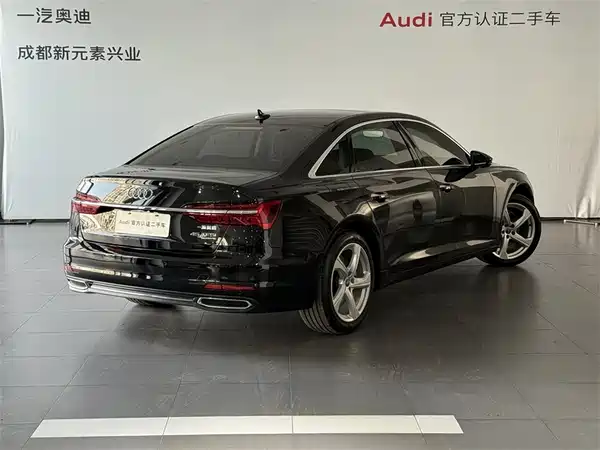 Audi A6L 2022