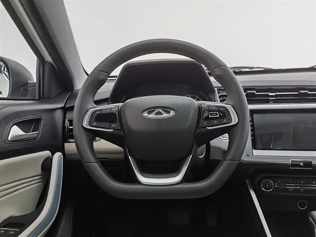 Chery Tiggo 3x 2022 — фото 11