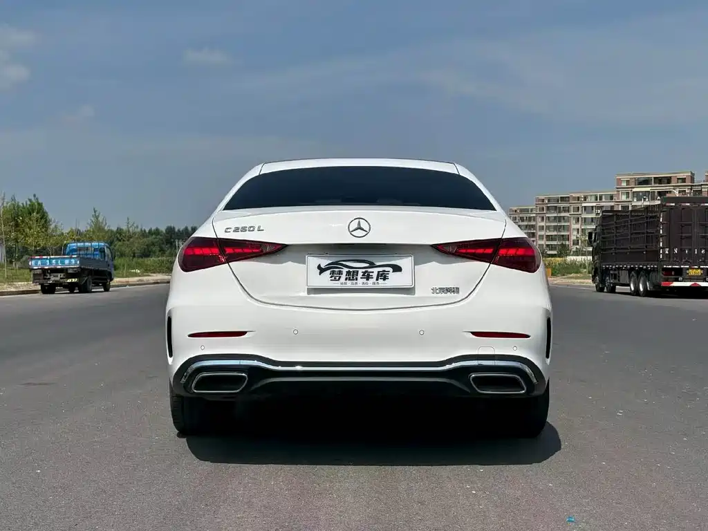 Mercedes-Benz C-Class 2023 — фото 8
