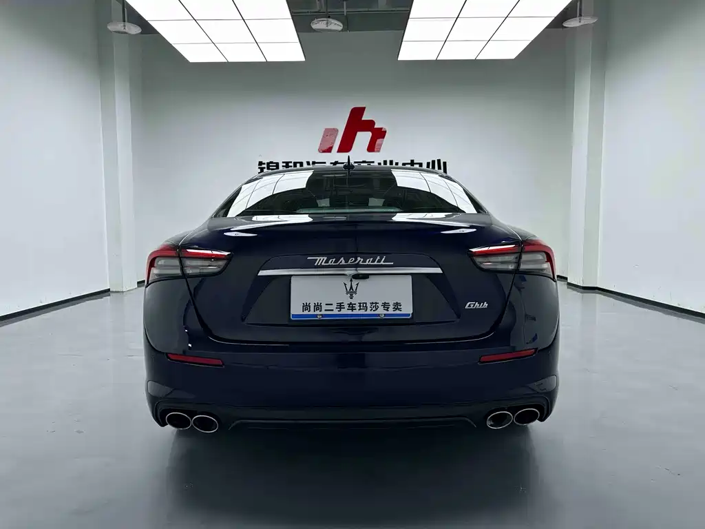 Maserati Ghibli 2021 — фото 34