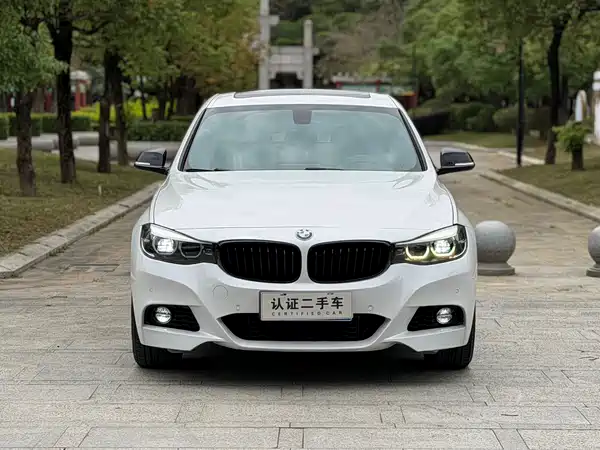 BMW 3 Series GT 2019