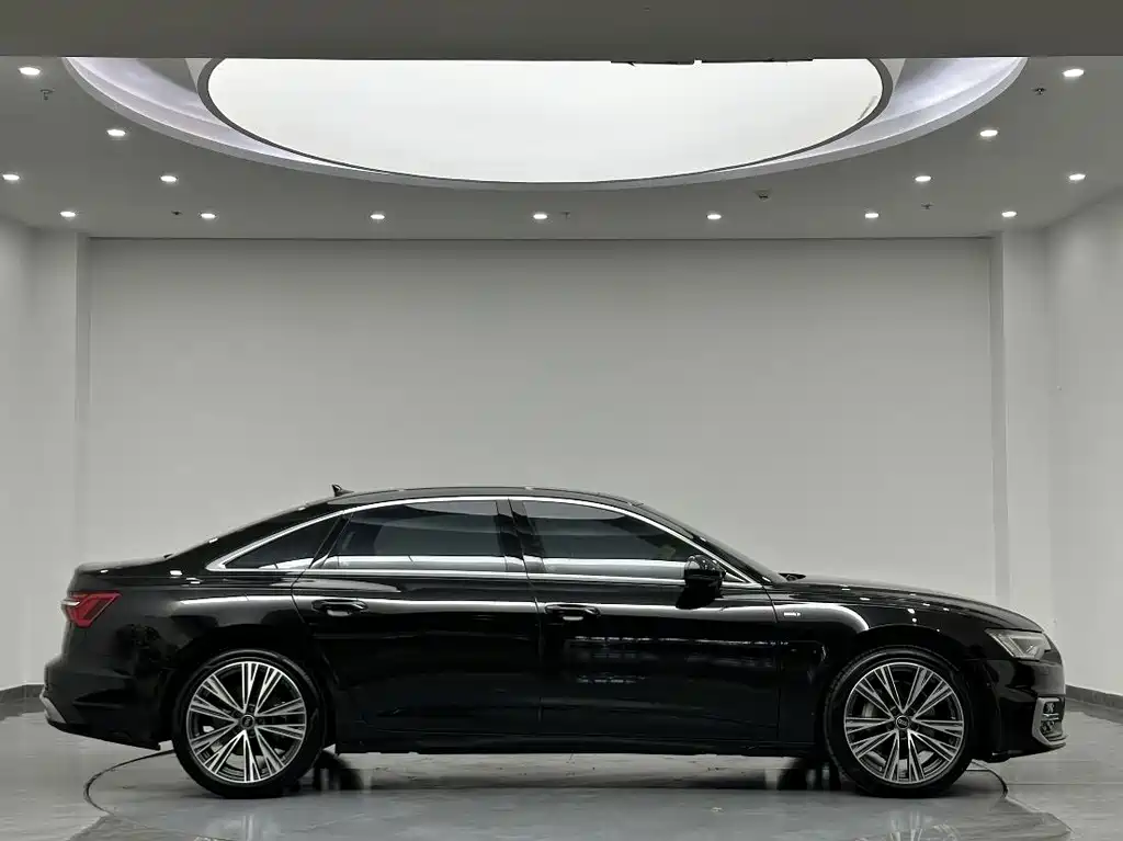 Audi A6L 2023 — фото 3