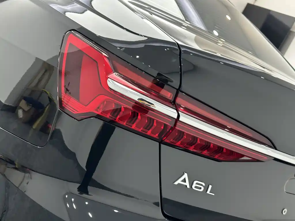 Audi A6L 2023 — фото 22
