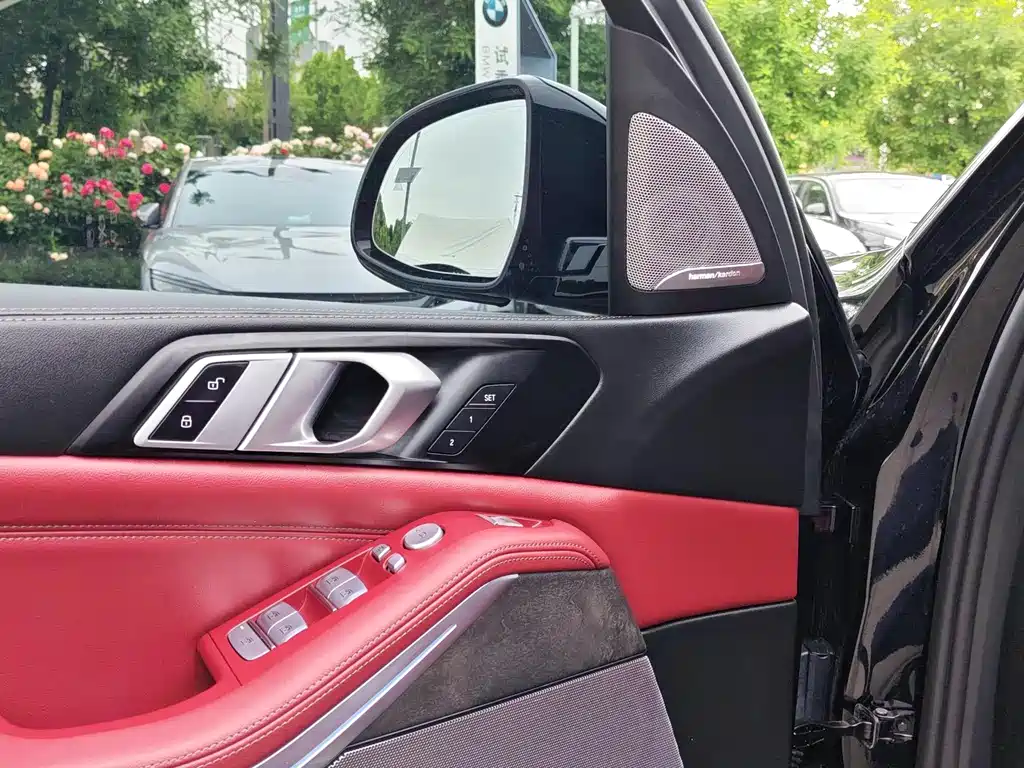 BMW X5 2025 — фото 11