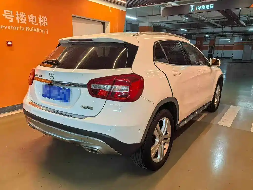 Mercedes-Benz GLA 2016 — фото 9