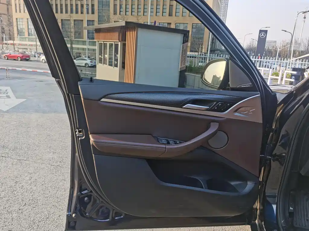 BMW X3 2022 — фото 10