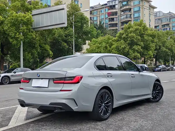 BMW 3 Series 2021