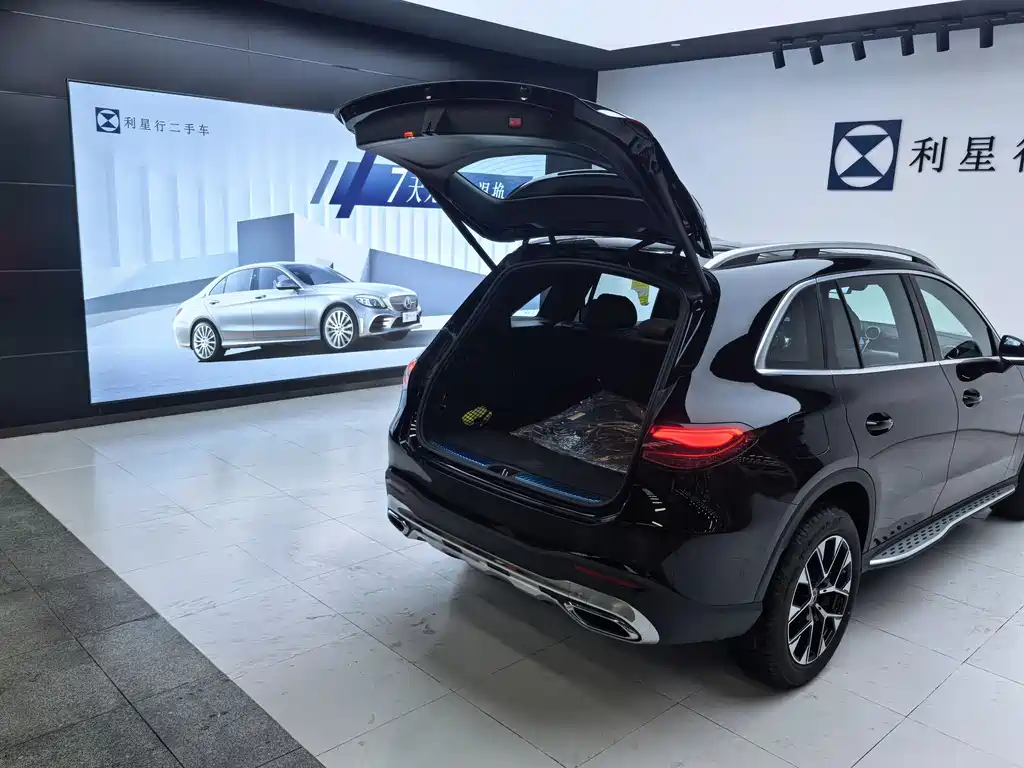 Mercedes-Benz GLC 2026 — фото 15