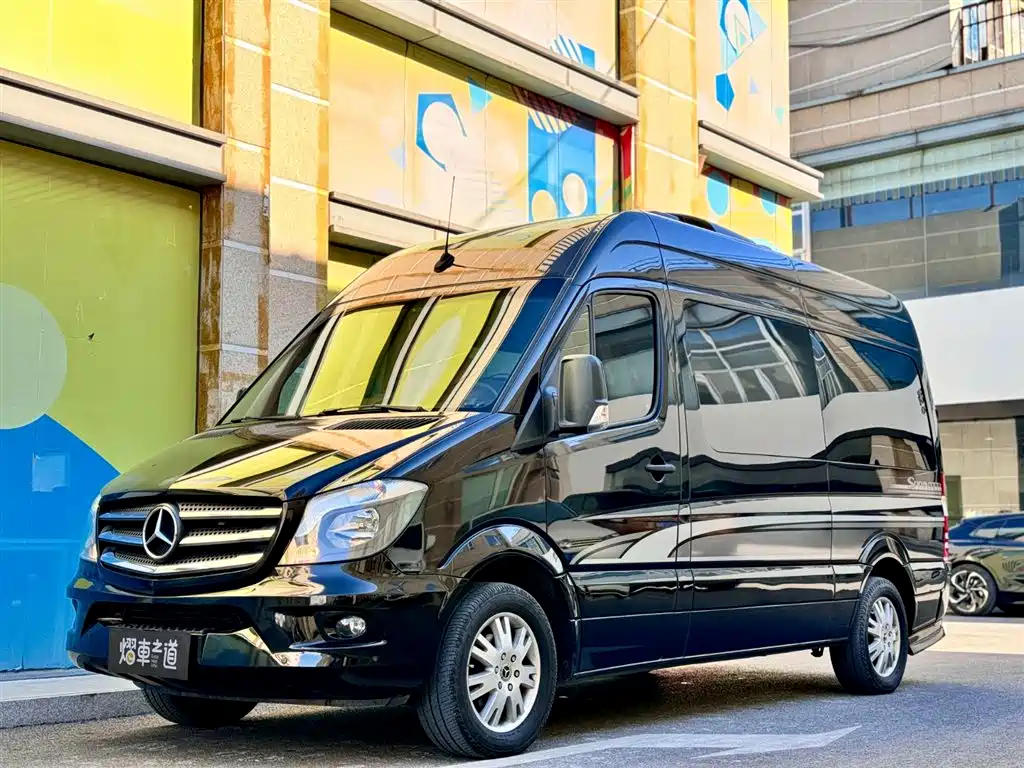 Mercedes-Benz Sprinter 2019 — фото 1
