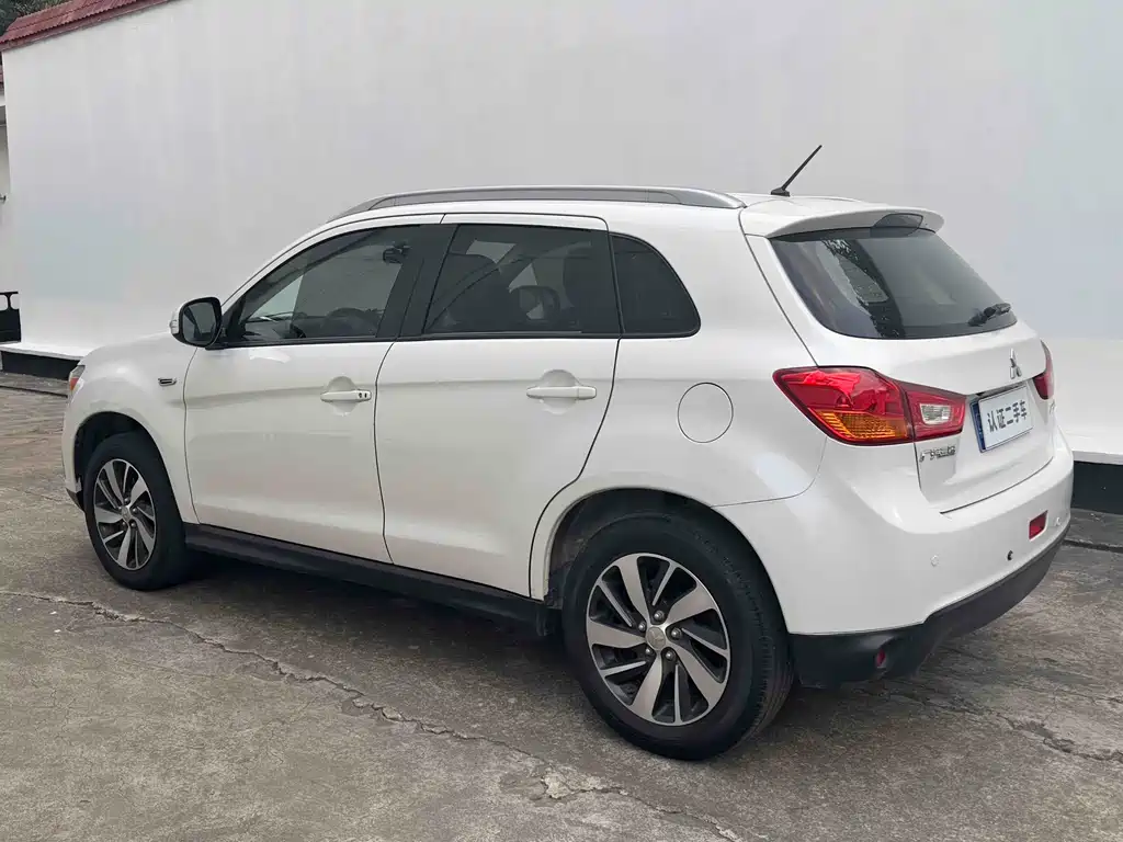 Mitsubishi ASX 2020 — фото 13
