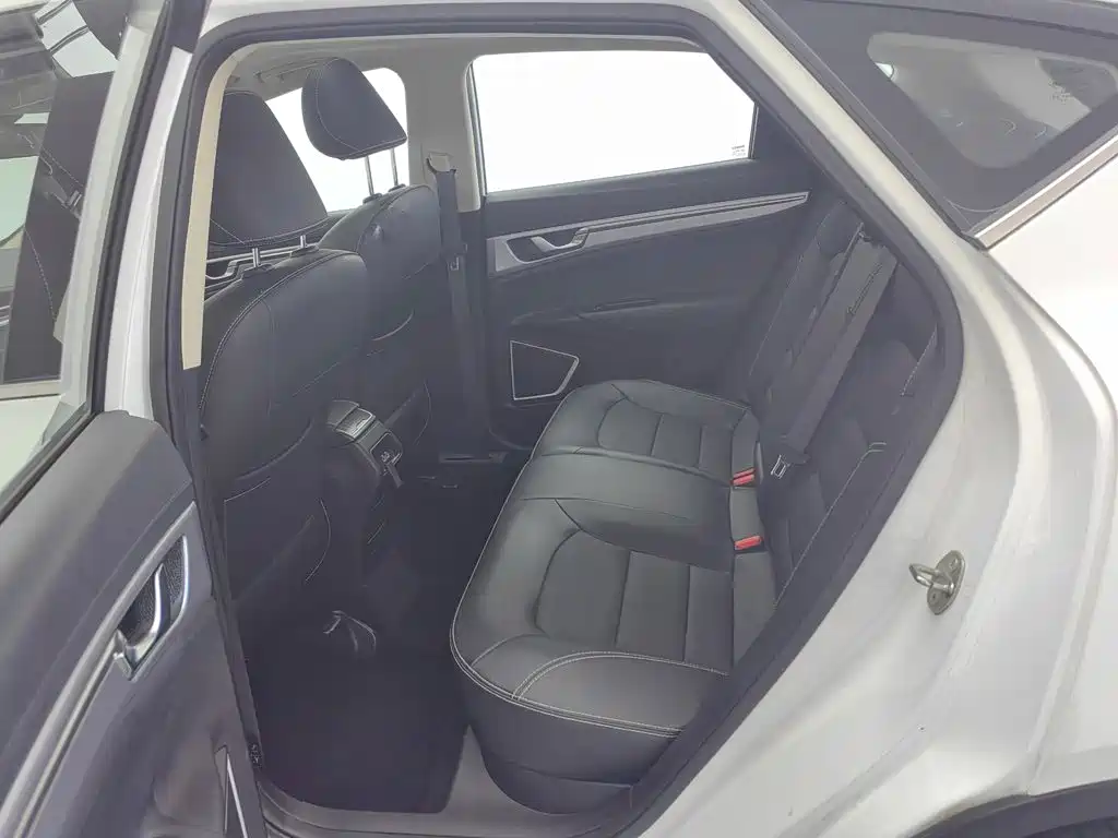 Geely Emgrand GS 2020 — фото 15