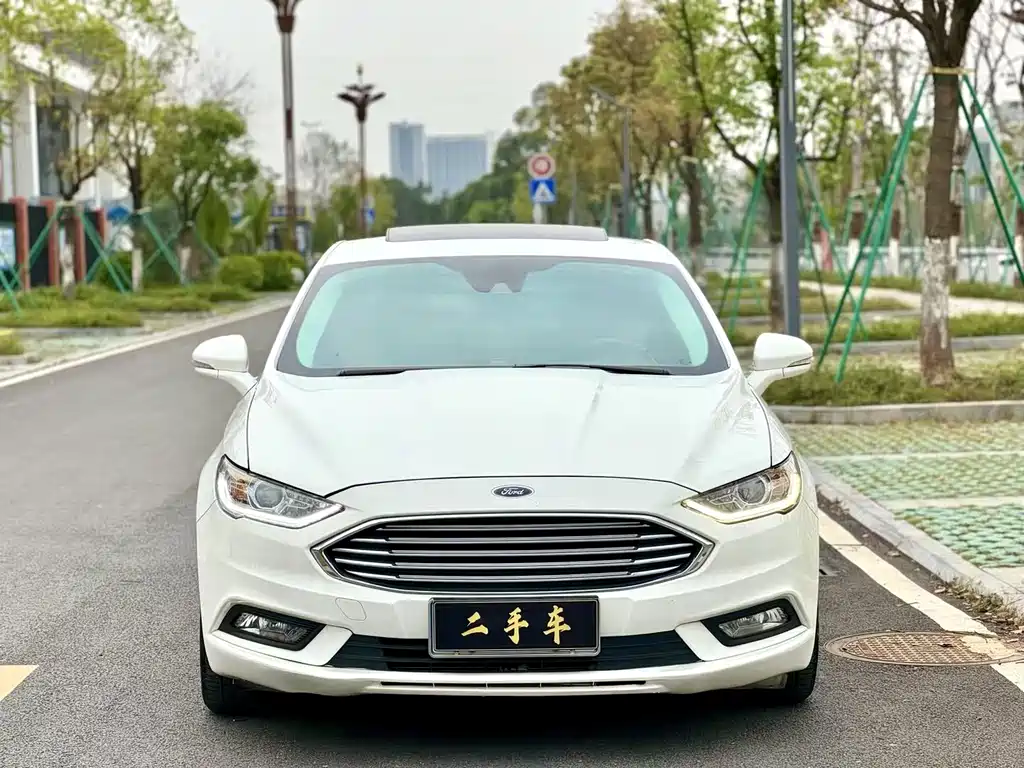 Ford Mondeo 2017 — фото 2