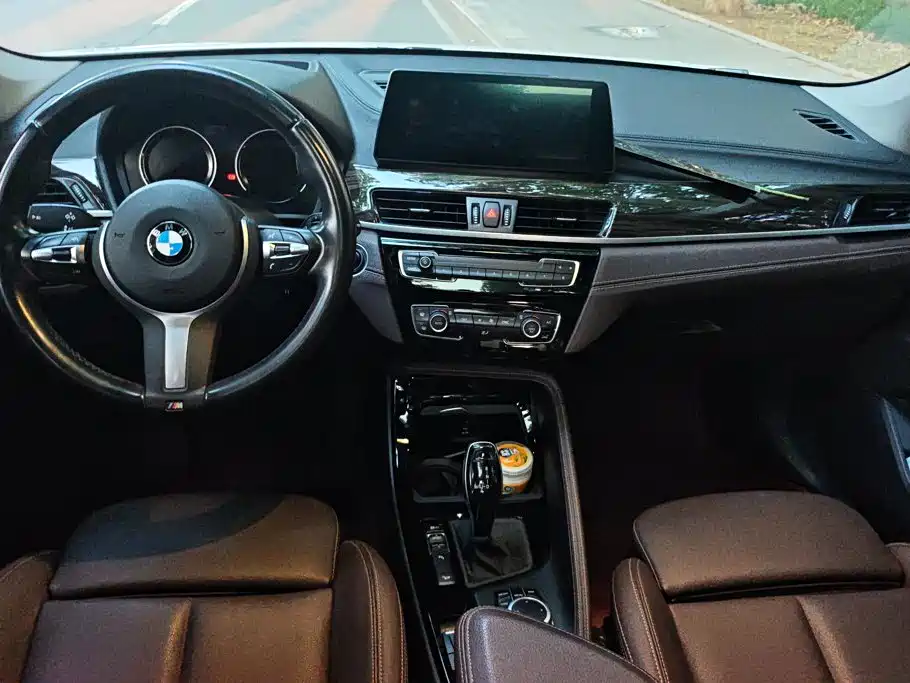 BMW X1 2021 — фото 12