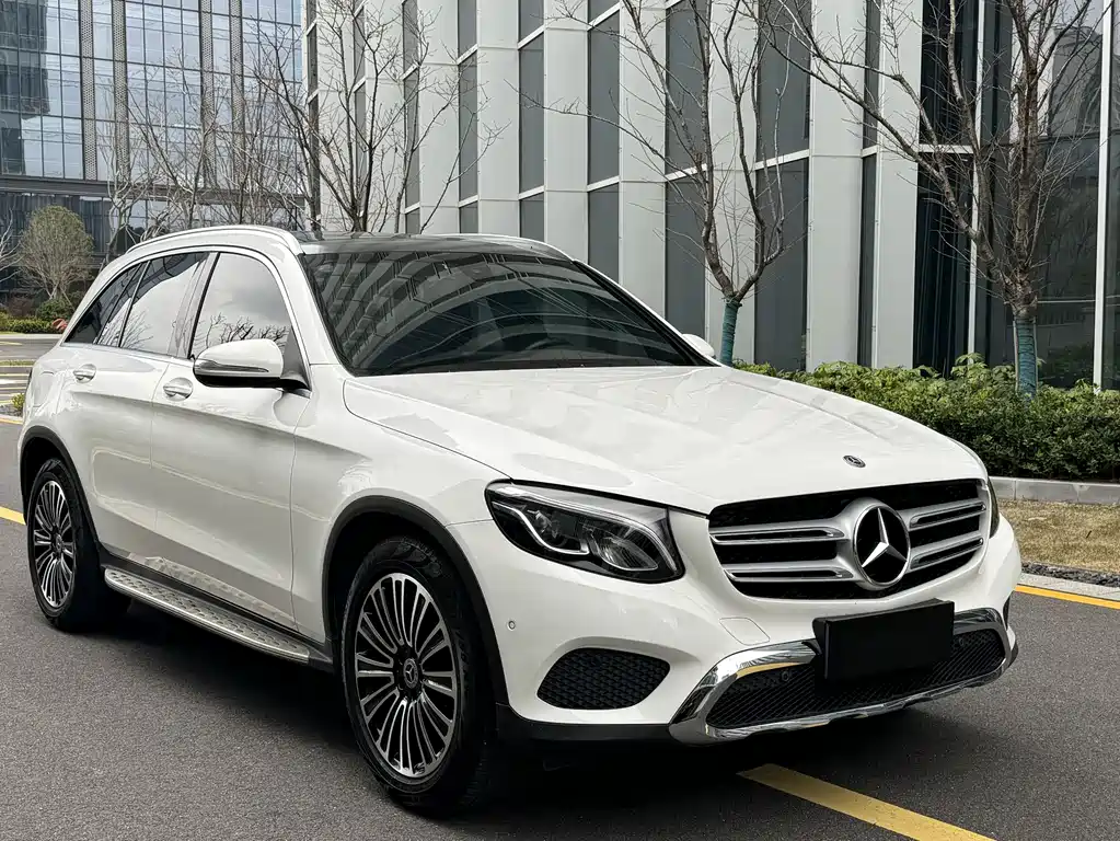 Mercedes-Benz GLC 2018 — фото 3