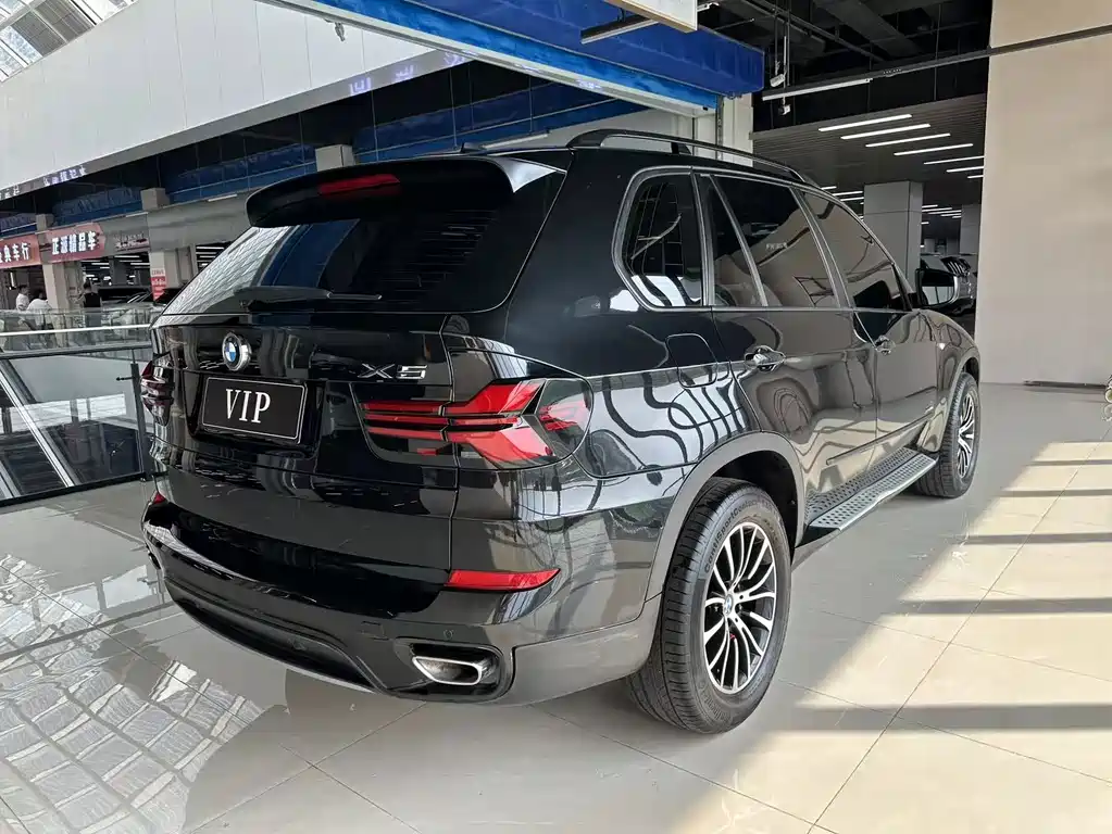 BMW X5 2013 — фото 9