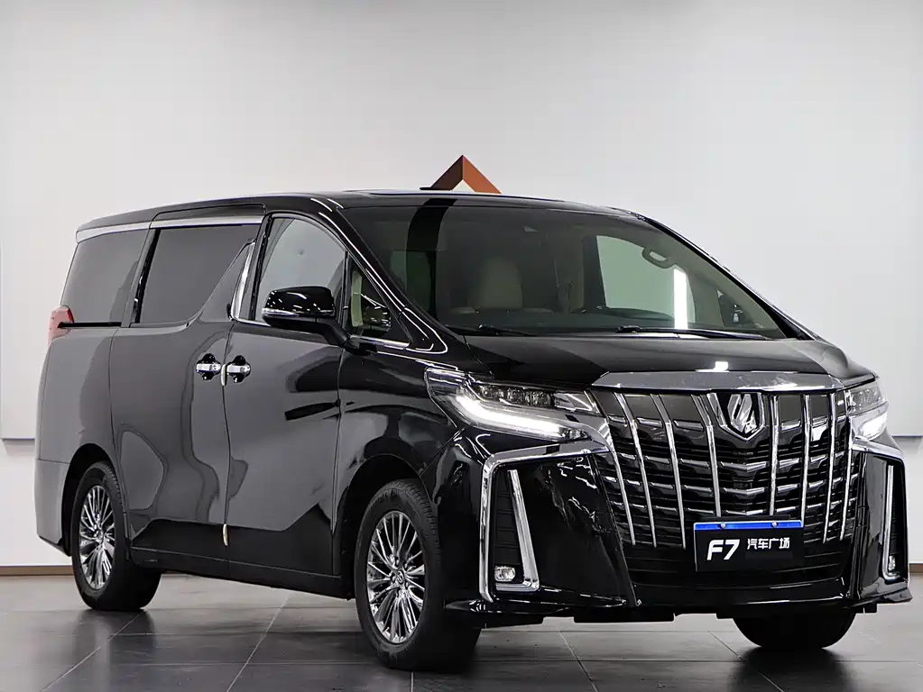 Toyota Alphard 2022 — фото 3