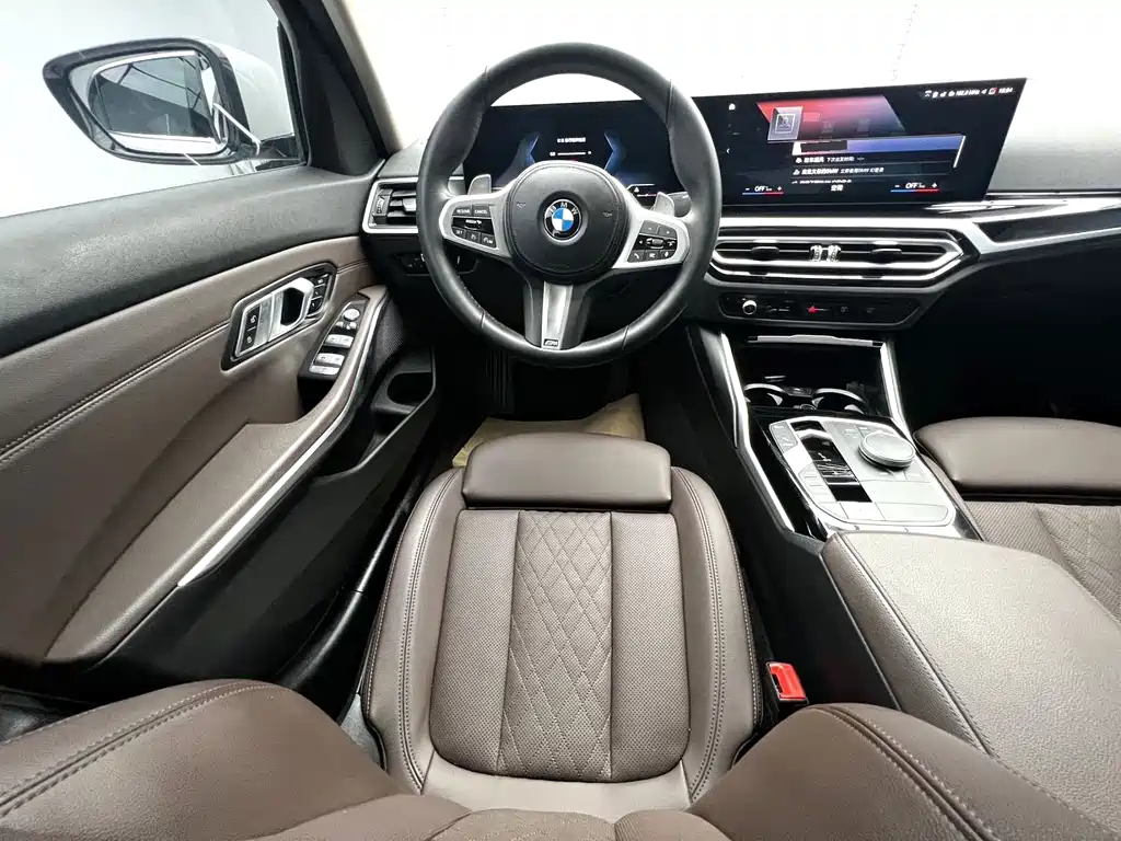 BMW 3 Series 2023 — фото 11