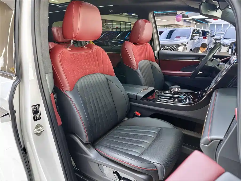 GAC Motor Trumpchi M8 2023 — фото 10