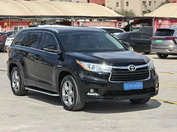 Toyota Highlander 2016