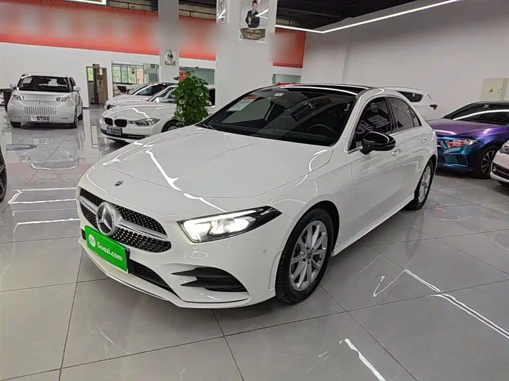Mercedes-Benz A-Class 2021 — фото 2