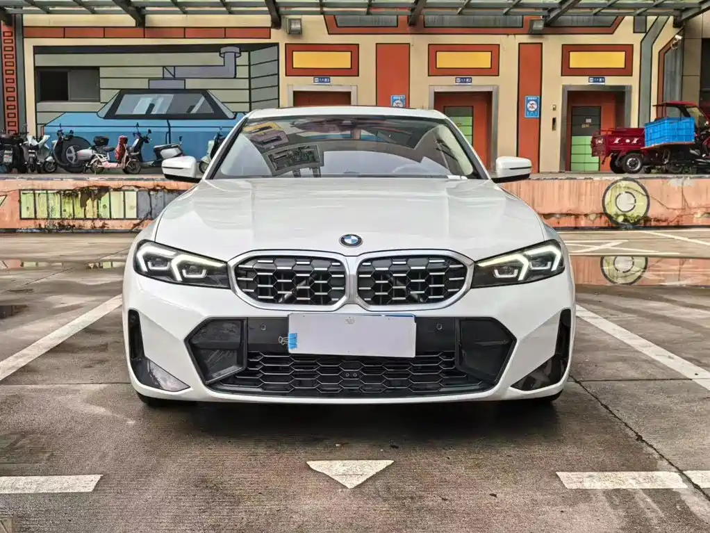 BMW 3 Series 2024