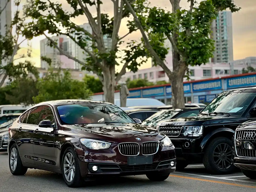 BMW 5 Series GT 2016 — фото 3
