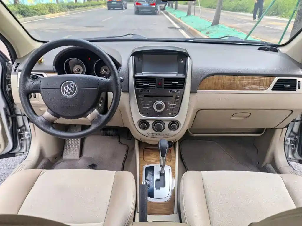 Buick Excelle 2016