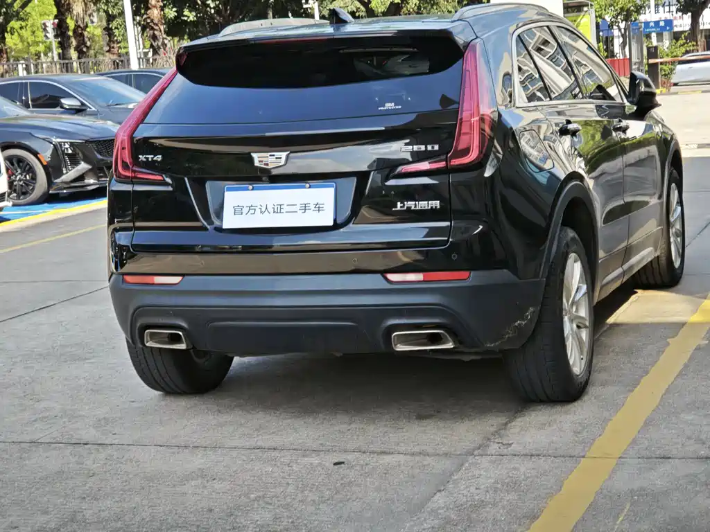 Cadillac XT4 2021 — фото 10