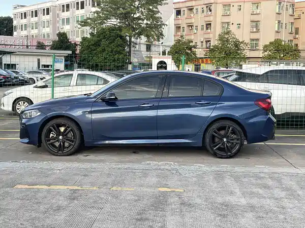 BMW 1 Series 2023