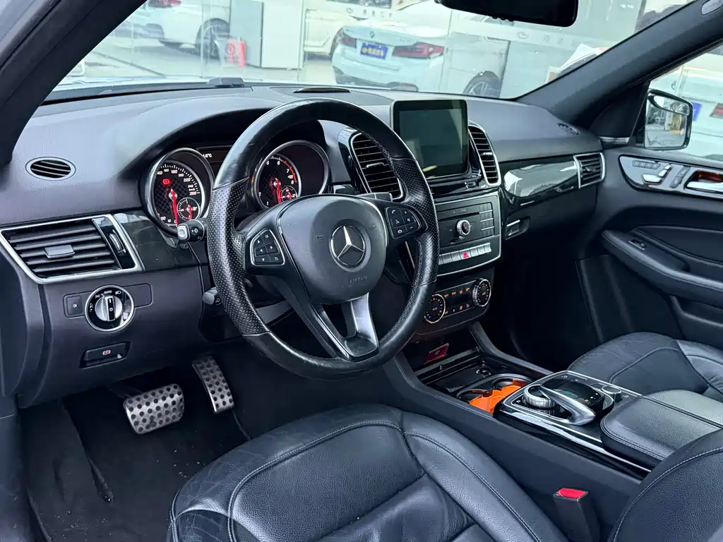 Mercedes-Benz GLE AMG 2017 — фото 7