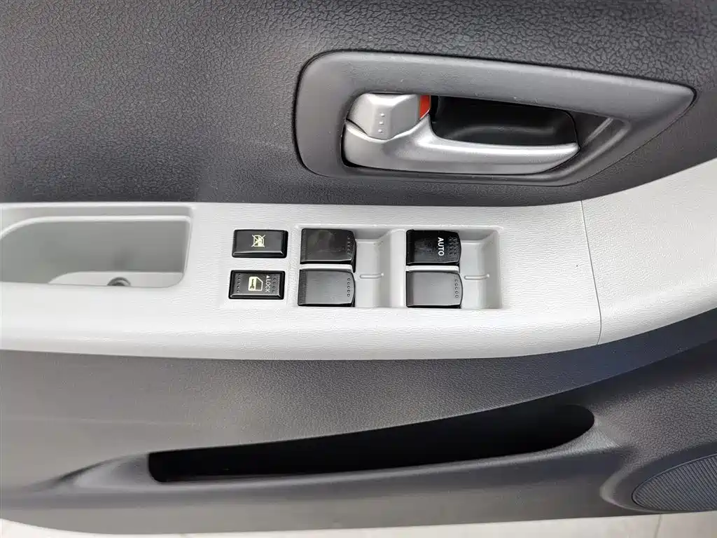 Suzuki Alto 2015 — фото 9