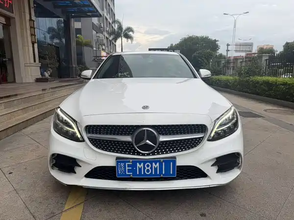 Mercedes-Benz C-Class 2020