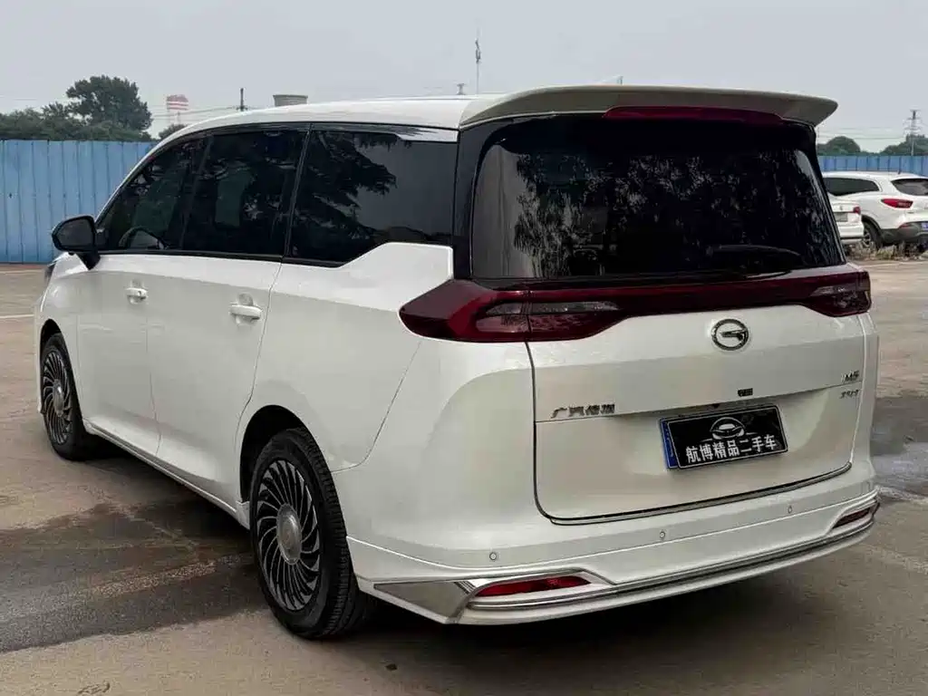 GAC Motor Trumpchi M6 2022 — фото 3