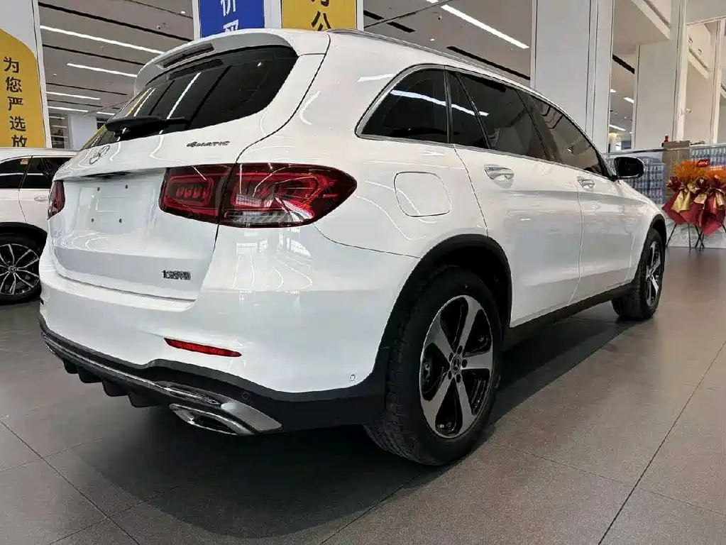 Mercedes-Benz GLC 2022 — фото 4