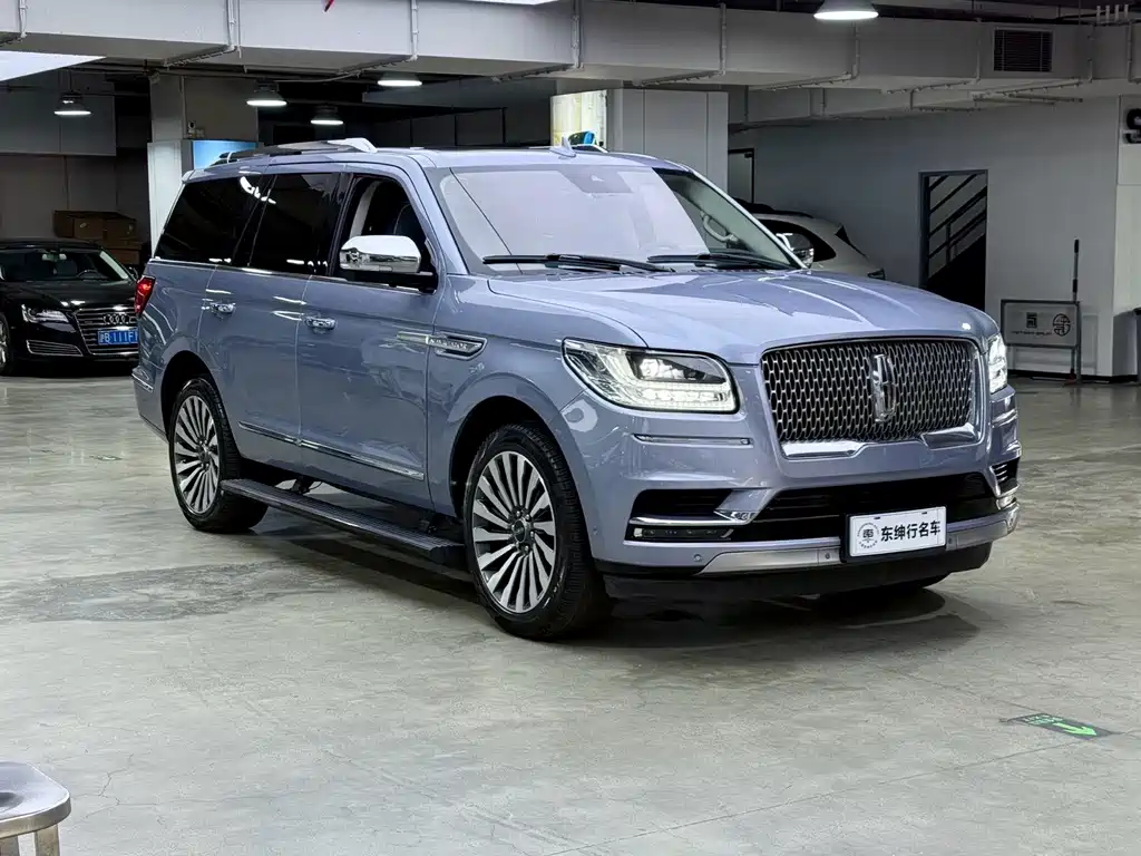 Lincoln Navigator 2019 — фото 3