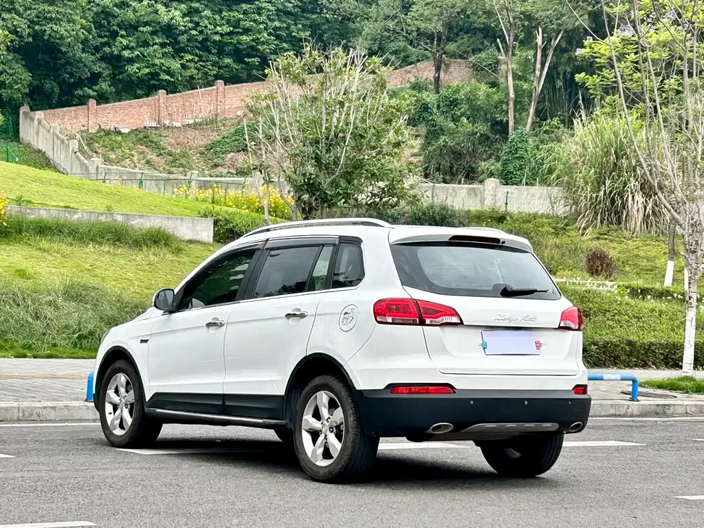 Zotye Damai X5 2016 — фото 13