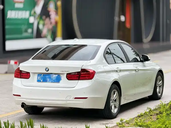 BMW 3 Series 2015