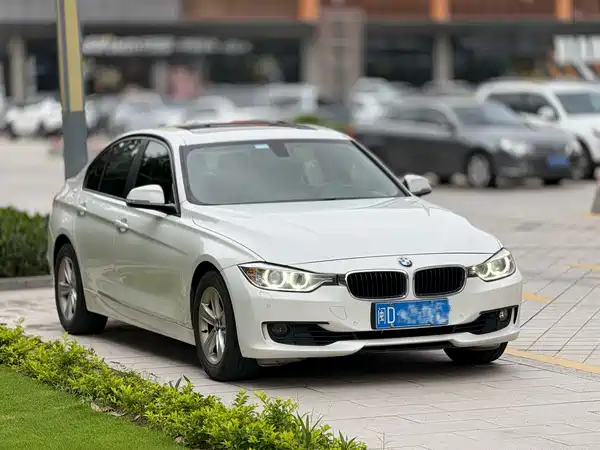 BMW 3 Series 2015