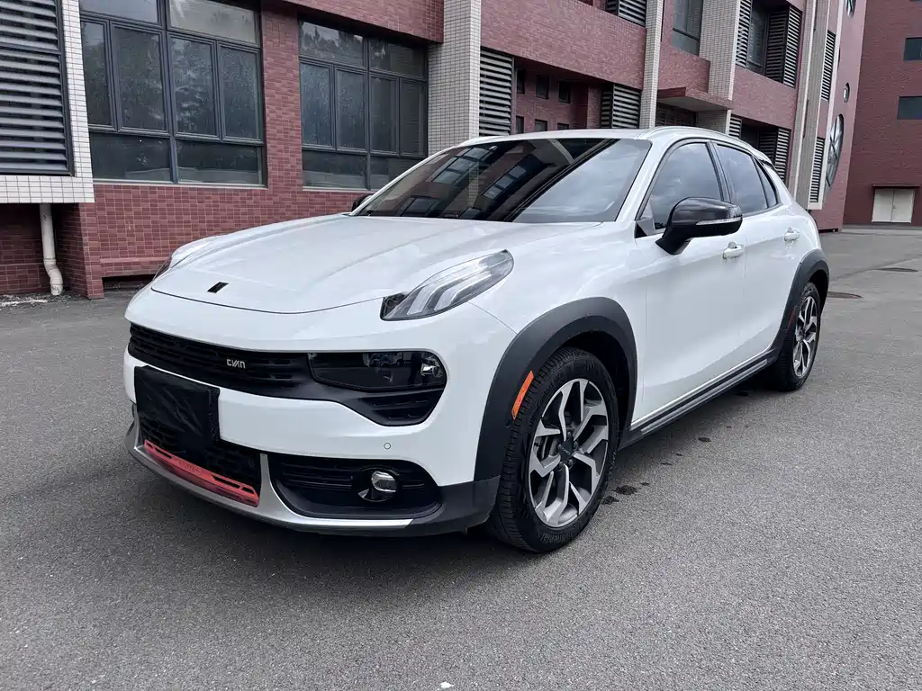 Lynk & Co 02 2020