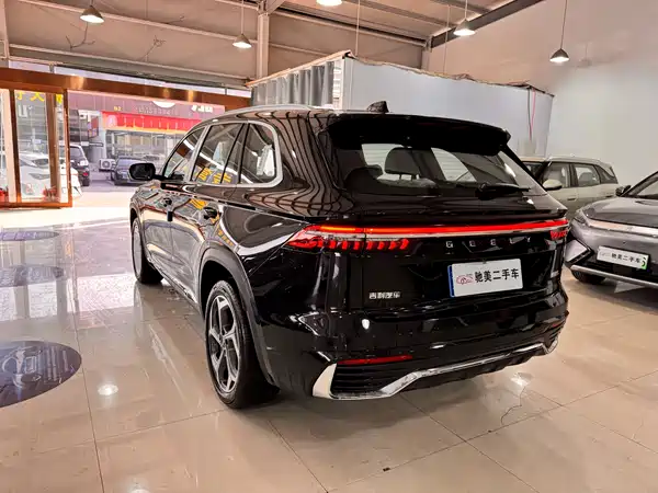 Geely Xingyue L 2024