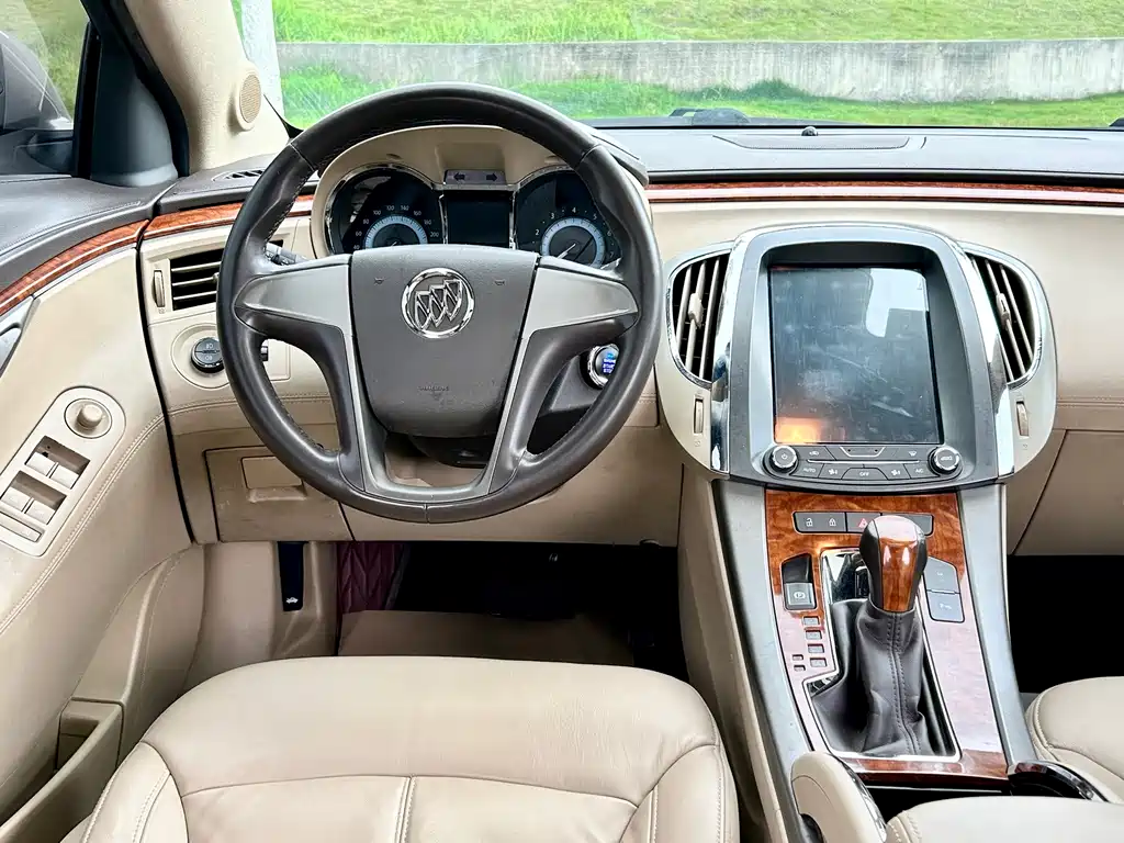 Buick LaCrosse 2013 — фото 17