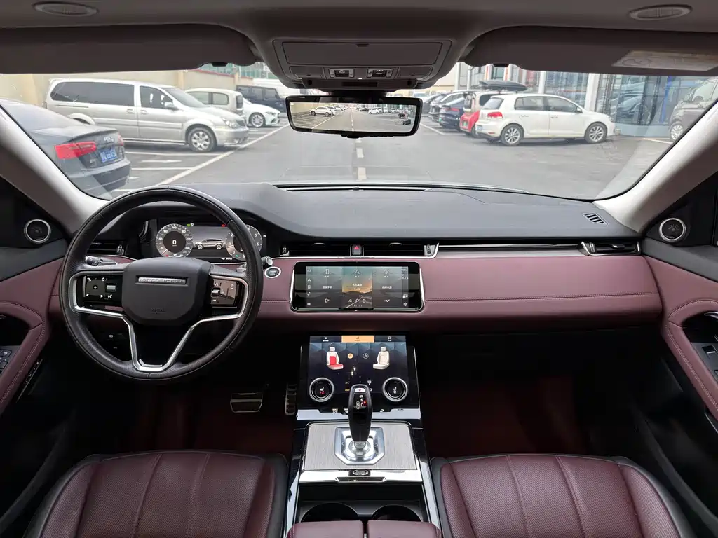 Land Rover Evoque 2024 — фото 6