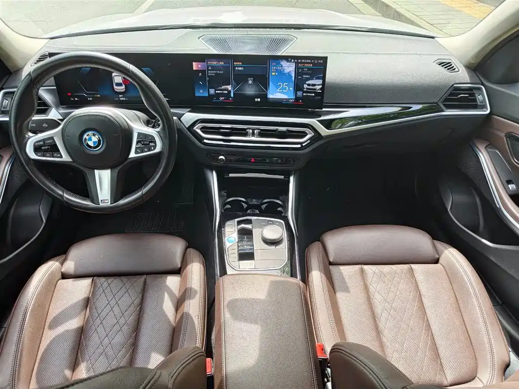 BMW i3 2023 — фото 9