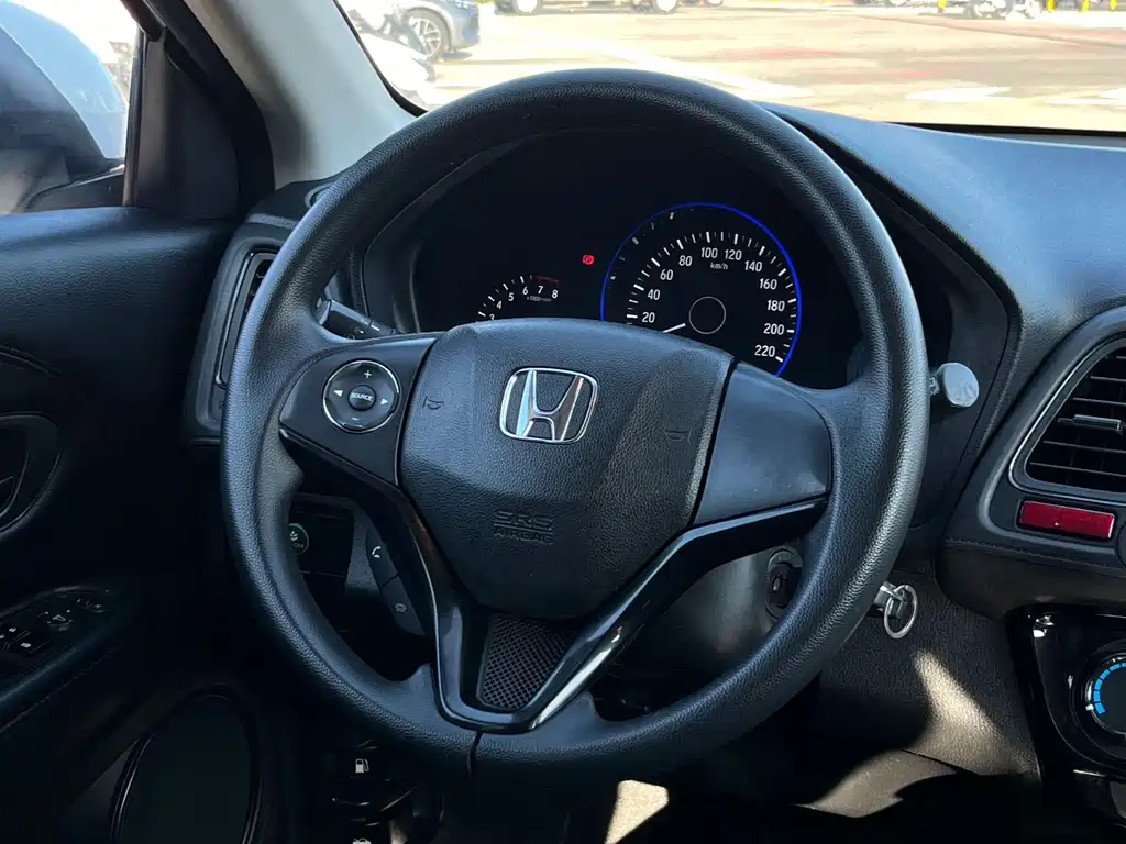 Honda Vezel 2016 — фото 13