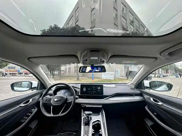Geely Xingrui 2021