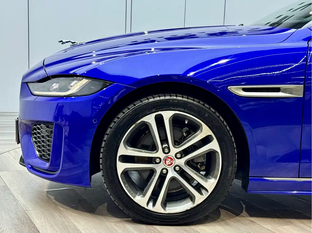 Jaguar XEL 2021 — фото 24