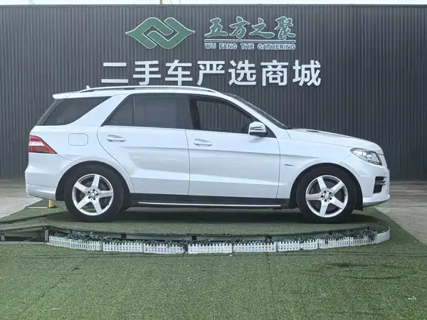 Mercedes-Benz M-Class 2012